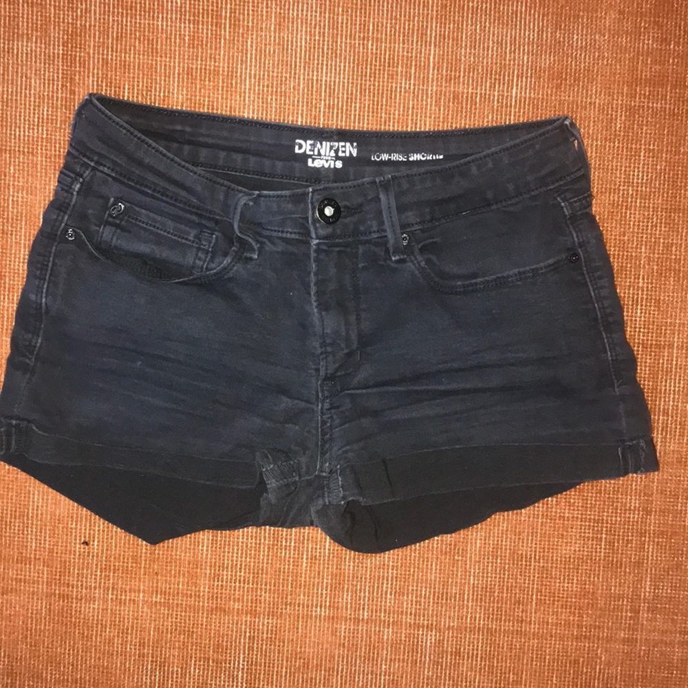 $5 levi’s shorts